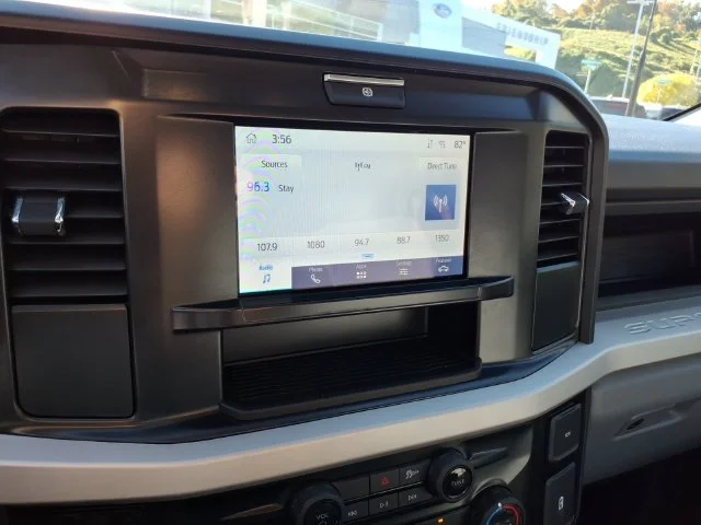 Used 2025 White Ford XL image 25