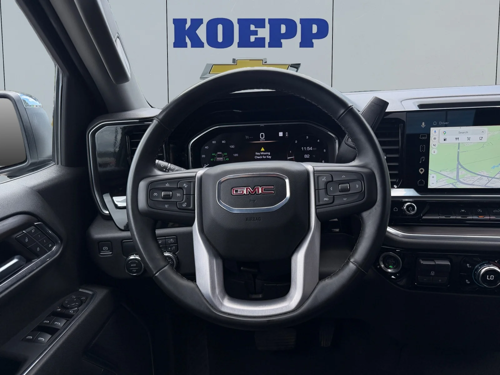 Used 2025 Summit White GMC SLT image 13