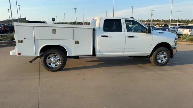 New 2026 Bright White Clear-Coat Exterior Paint RAM Tradesman image 2
