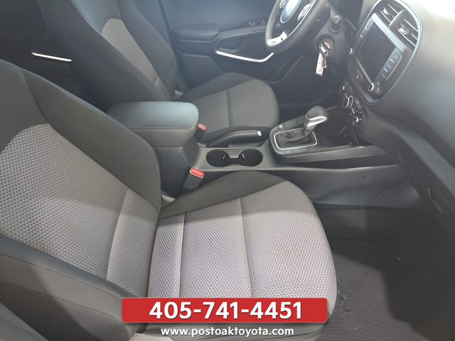 2025 Kia Soul LX - Photo 29