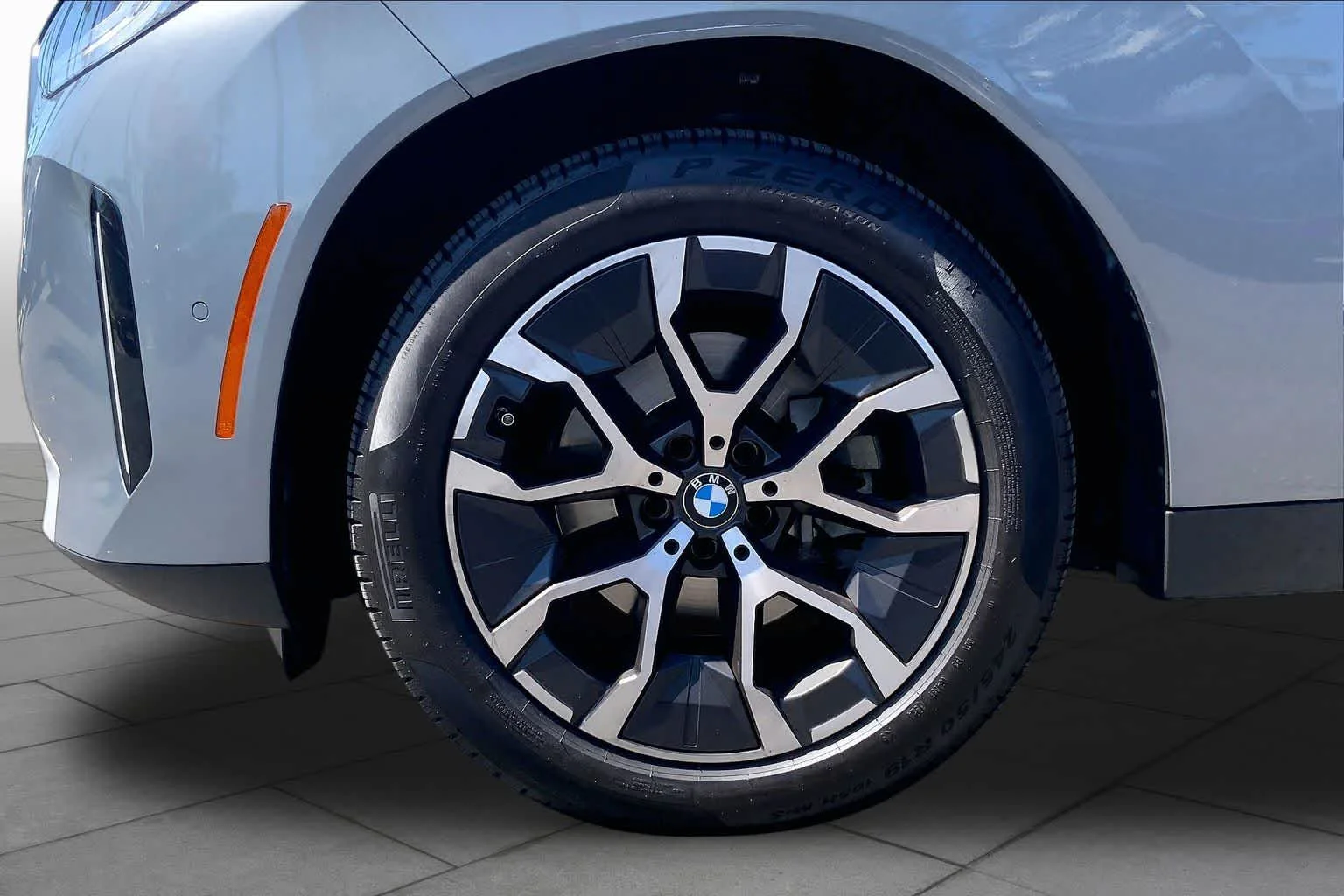 Used 2025 Skyscraper Gray Metallic BMW 30 xDrive image 10