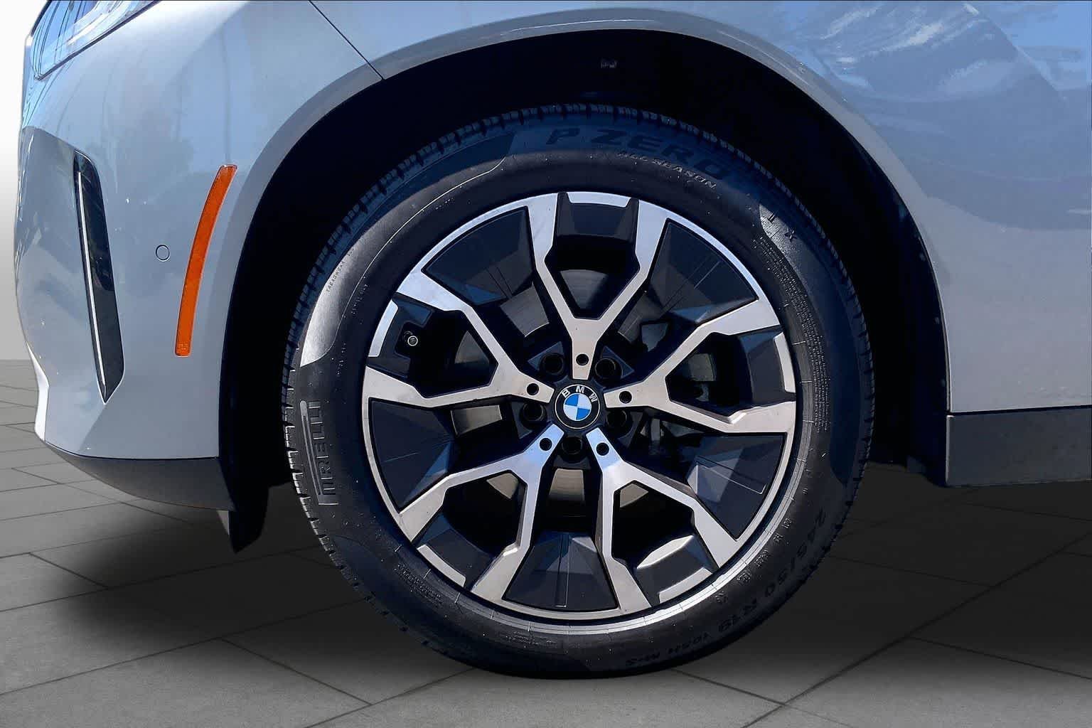 Used 2025 Skyscraper Gray Metallic BMW 30 xDrive image 10