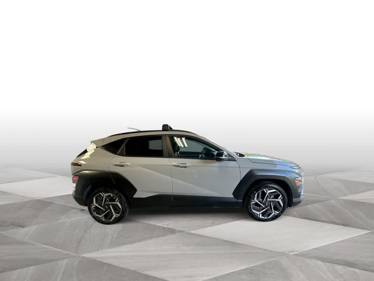 New 2027 Cyber Gray Metallic Hyundai SEL Premium FWD image 38