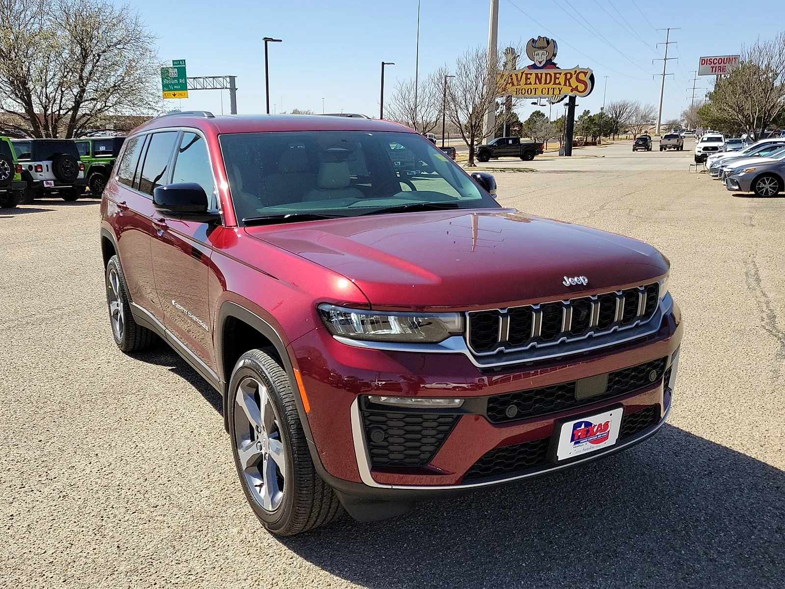 New 2026 Velvet Red Pearlcoat Jeep L LIMITED 4X4 image 6