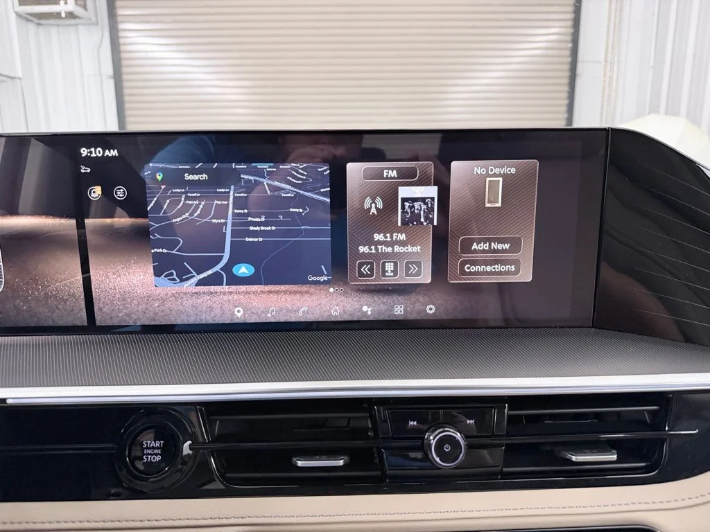 Used 2026 White INFINITI PURE image 19