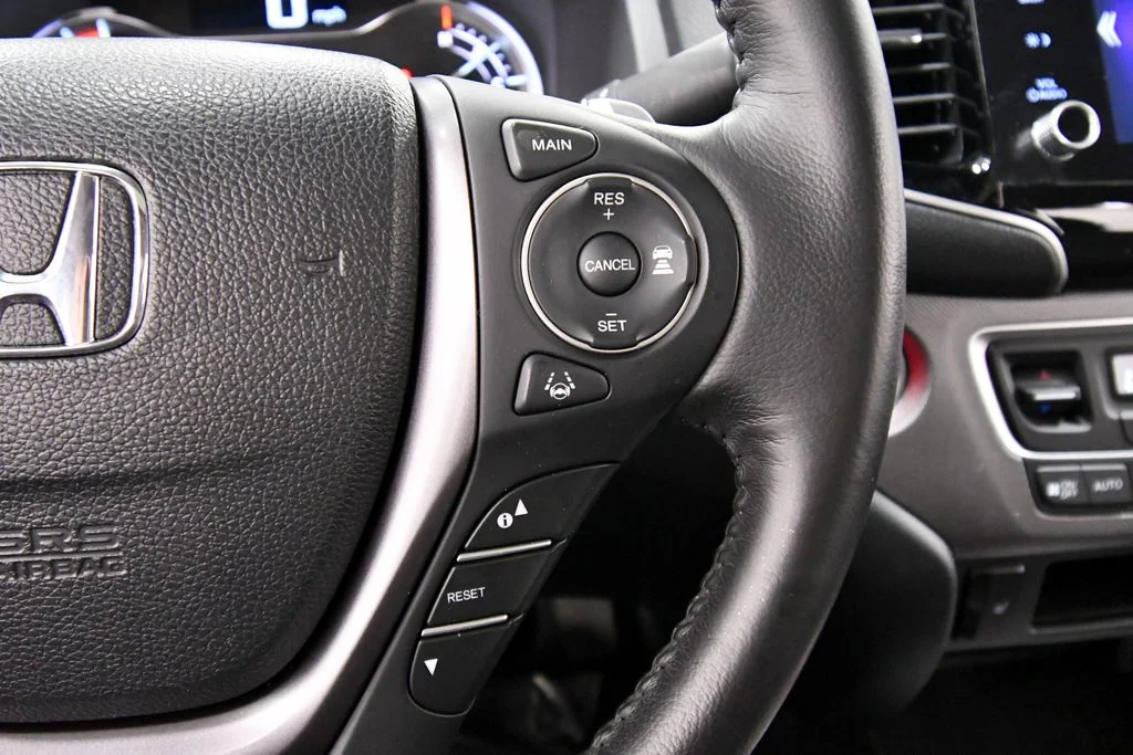 Certified Used 2023 Gray Honda RTL image 22