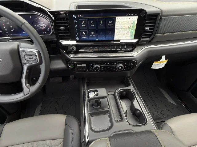 2026 Chevrolet Silverado 1500 ZR2 - Photo 12