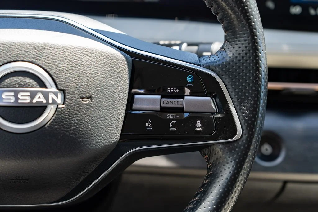 Used 2023 Black Nissan ENGAGE image 15