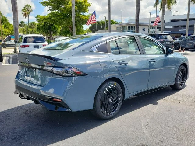New 2026 Atlantic Gray Metallic Nissan SR image 4