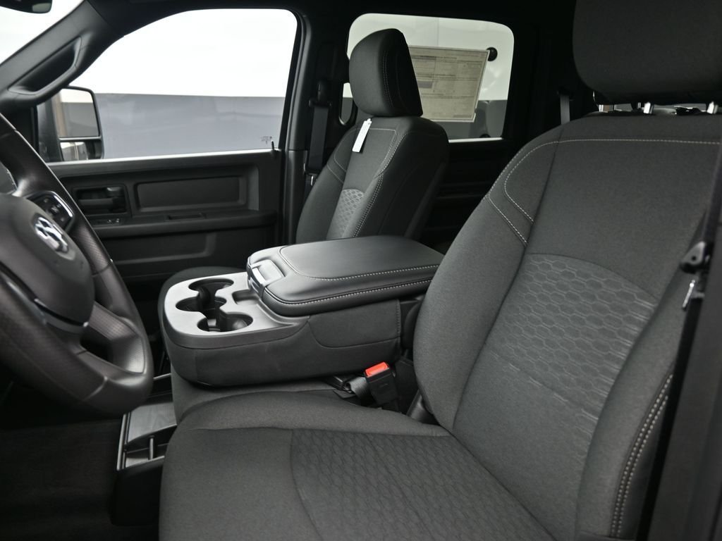 New 2026 Diamond Black Crystal Pearlcoat RAM Tradesman image 19