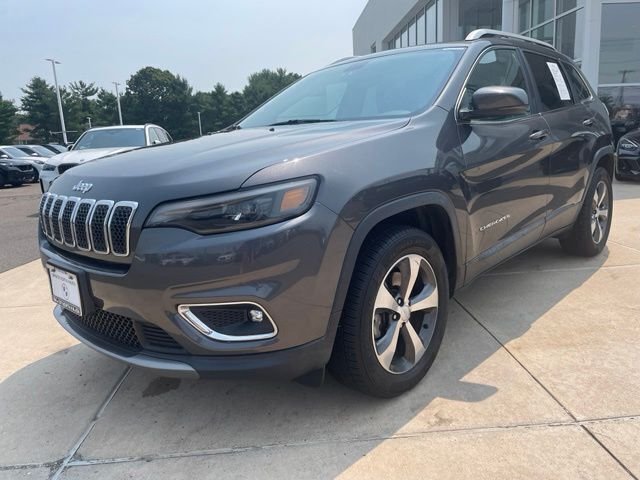 Used 2019 Gray Jeep Limited image 4