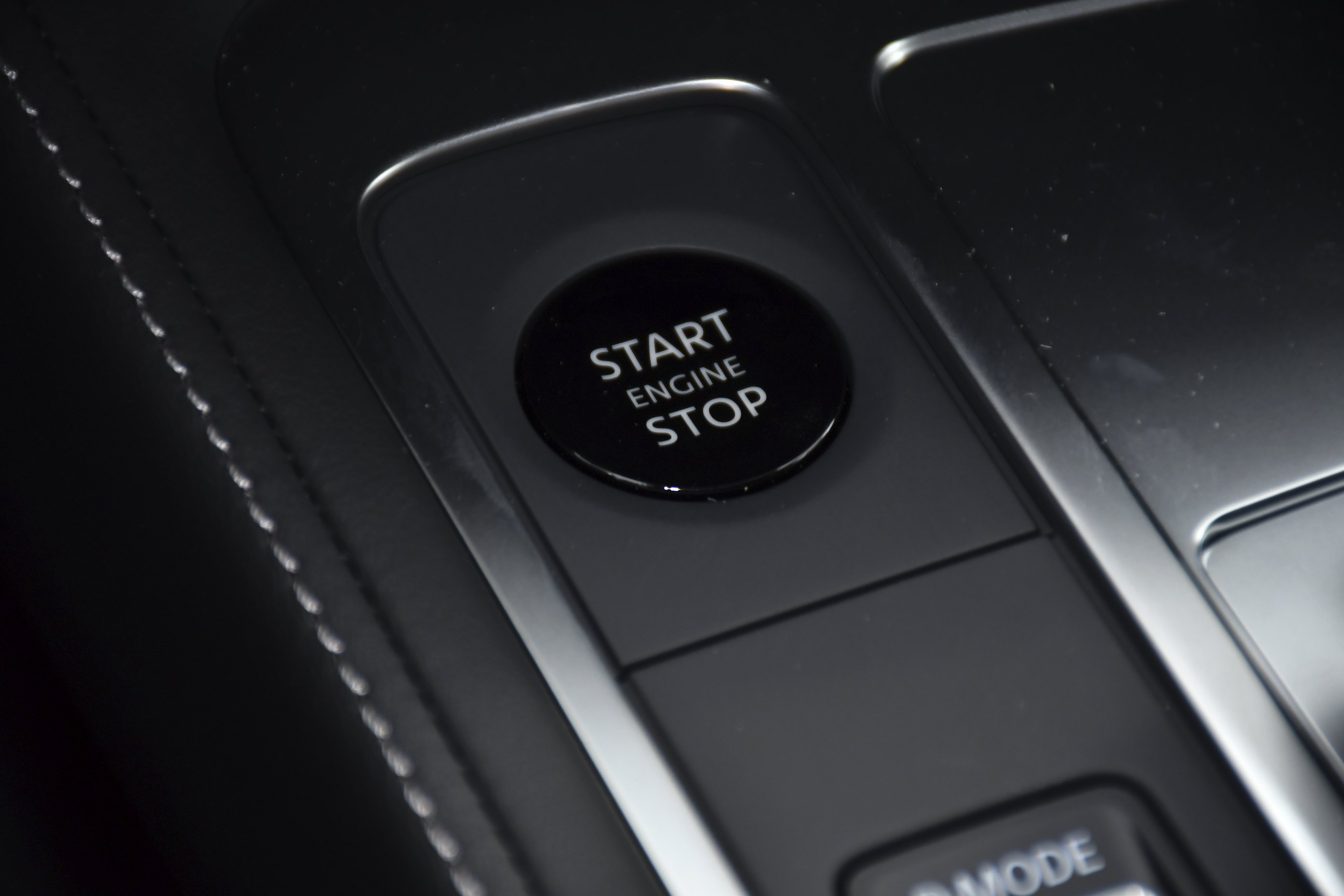New 2027 GRAND BLUE INFINITI Autograph AWD image 16