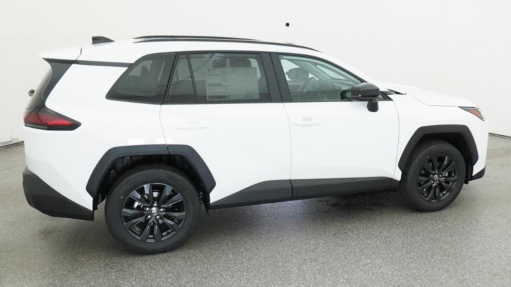 New 2026 Ice Cap Toyota XLE Premium image 10