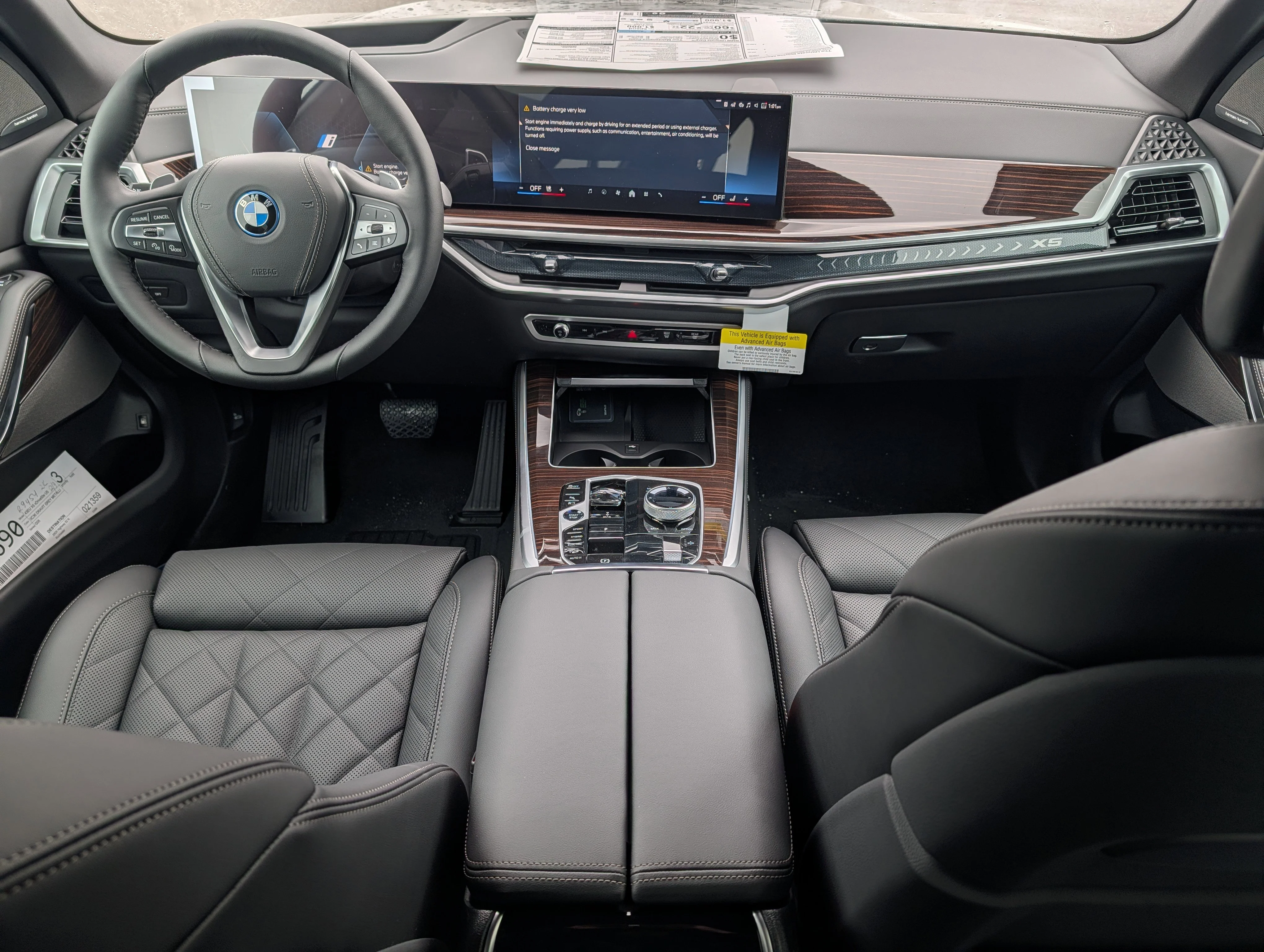 New 2026 Dravit Grey Metallic BMW xDrive50e image 8