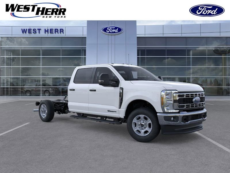 2026 Ford F-350 Super Duty Chassis Cab