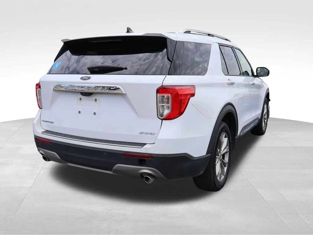 Used 2023 Oxford White Ford Limited image 16