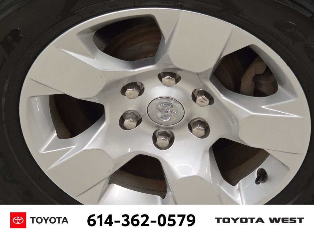 Used 2020 White Ram Big Horn/Lone Star image 12