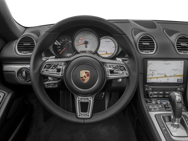 Used 2017  Porsche S image 7