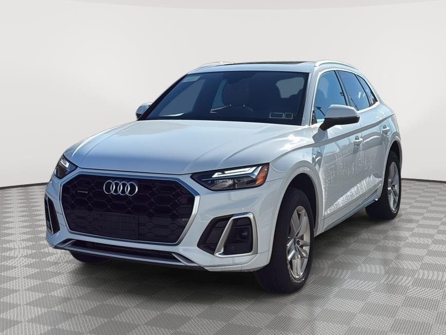 Used 2023 Glacier White Metallic Audi 2.0T quattro Premium S line image 3