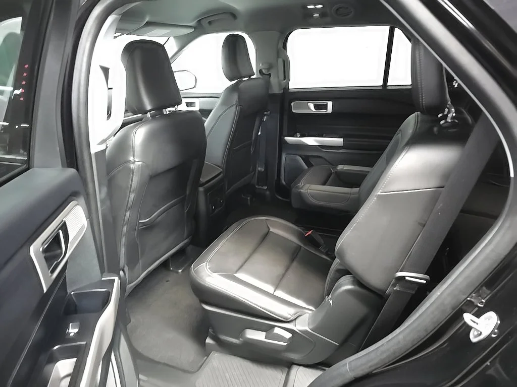 Used 2024 Black Ford XLT image 31