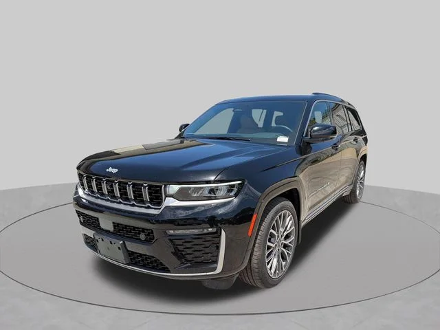 New 2026 Diamond Black Crystal Pearl-Coat Exterior Paint Jeep Summit image 8