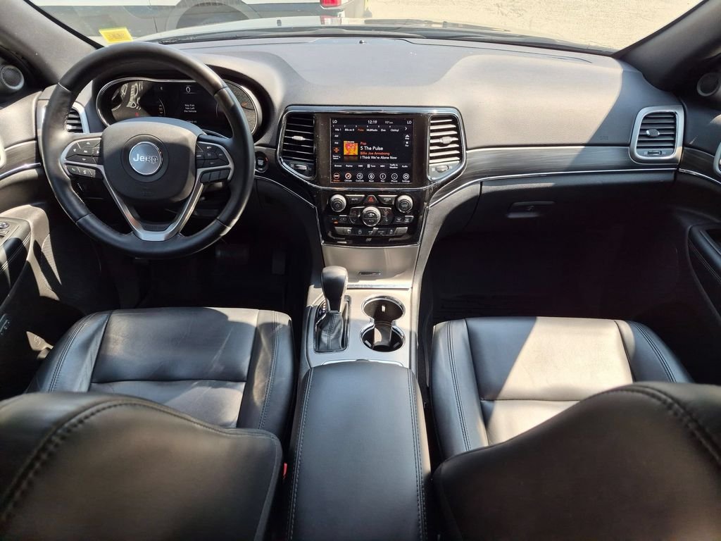 Used 2021 Gray Jeep Limited image 24