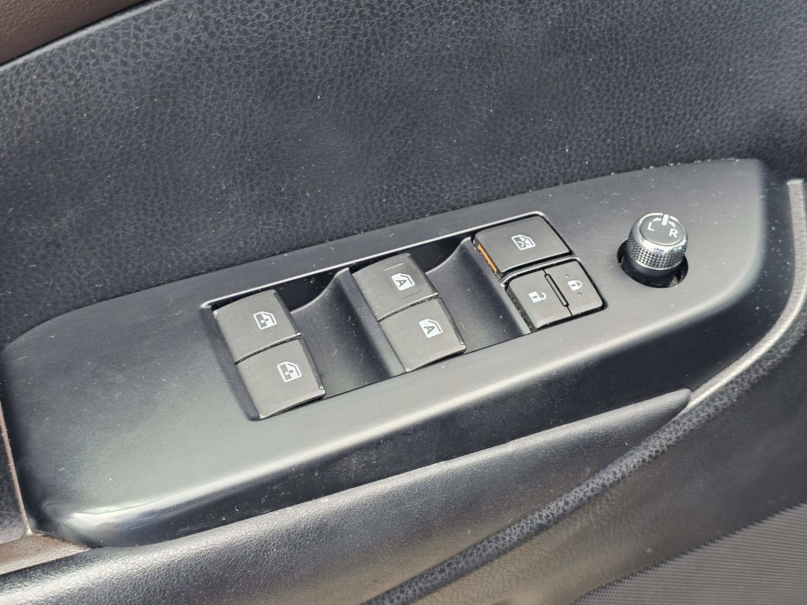 Used 2019 Black Toyota  image 16