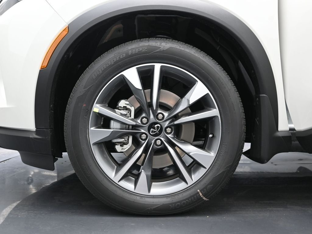 2025 INFINITI QX60 LUXE - Photo 11