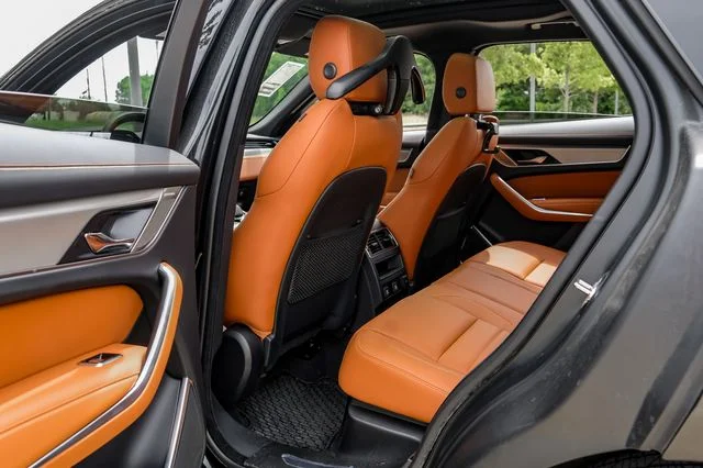 2026 Jaguar F-Pace R-Dynamic S - Photo 45