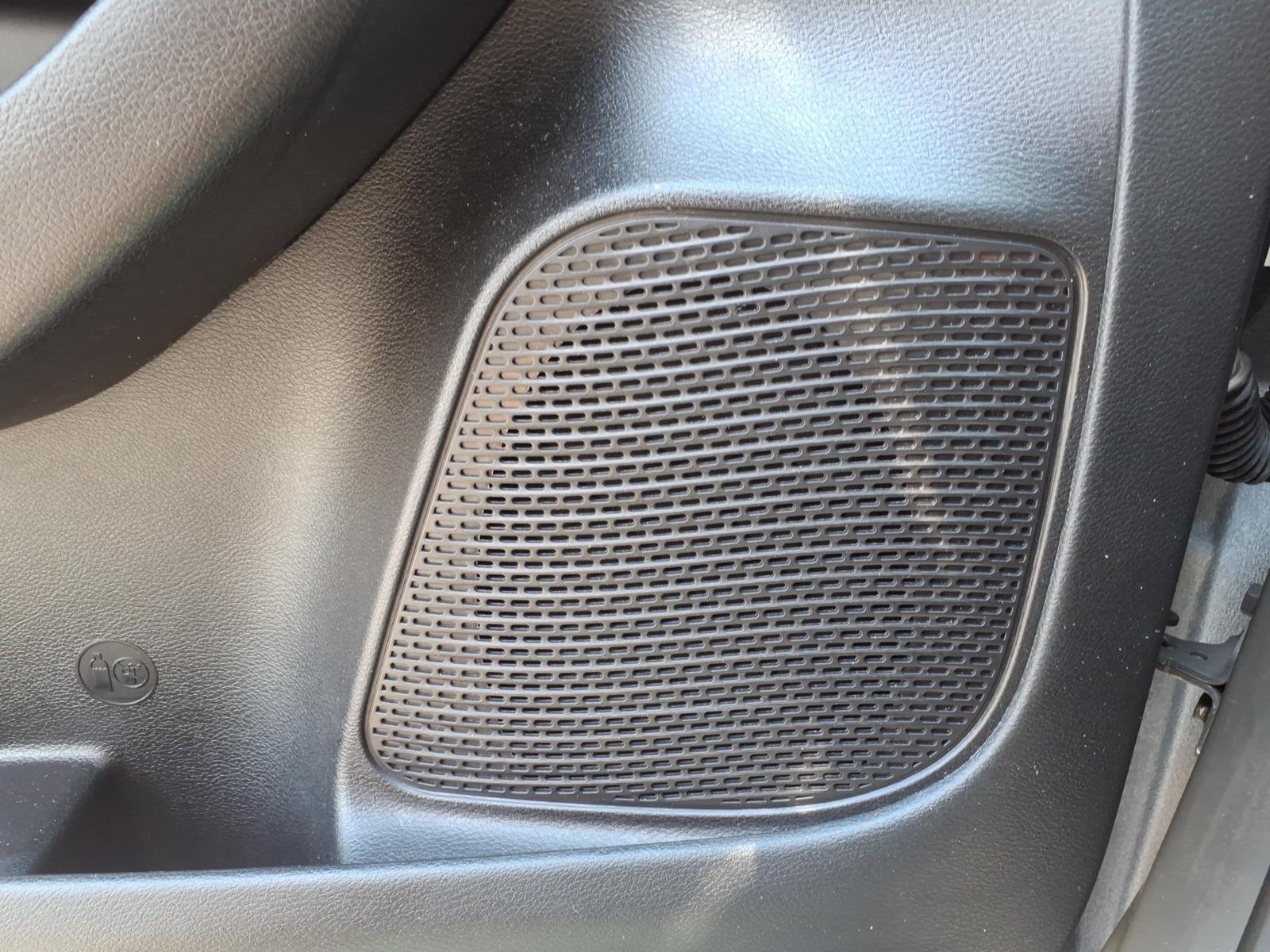 Used 2021 Ceramic Gray Clearcoat Chrysler Touring L image 6
