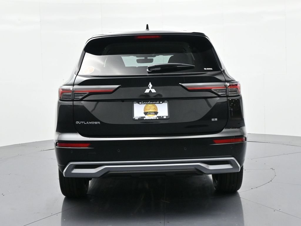 New 2026 Black Mitsubishi SE 1.5T S-AWC image 6