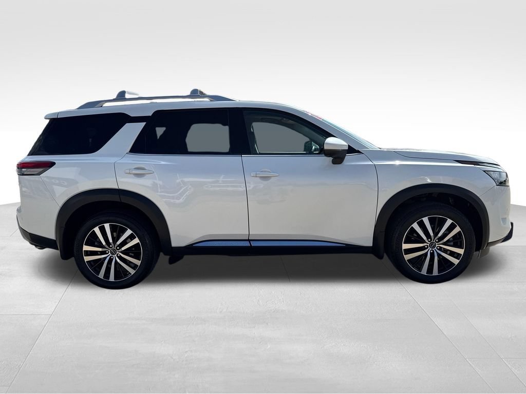2025 Nissan Pathfinder Platinum - Photo 7