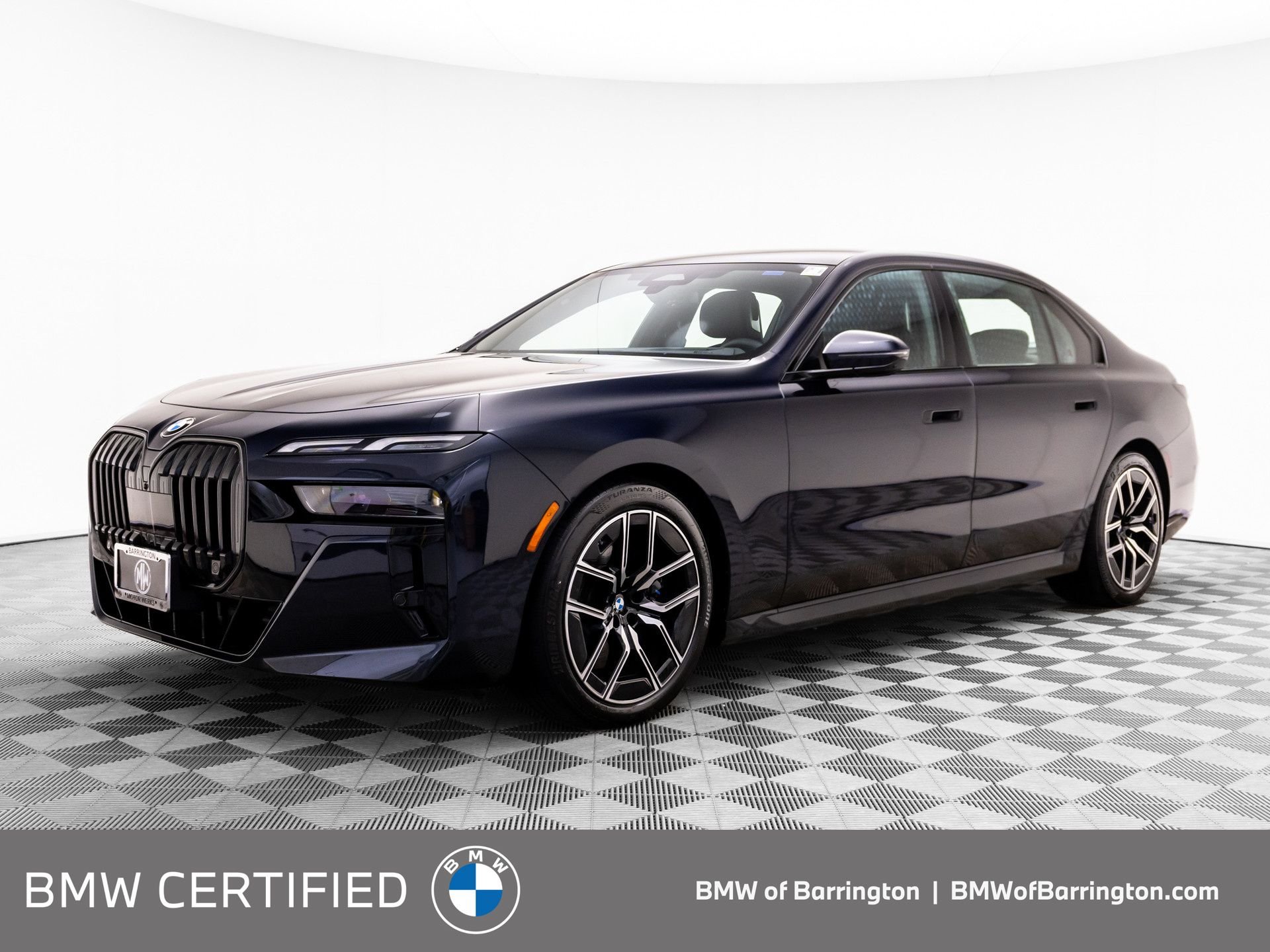 2025 BMW 7 Series 740i xDrive Sedan's photo