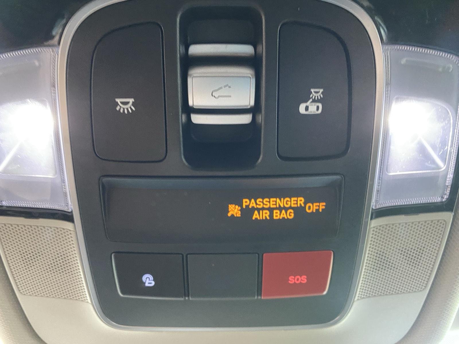 Used 2022 Deep Sea Hyundai SEL Convenience image 25