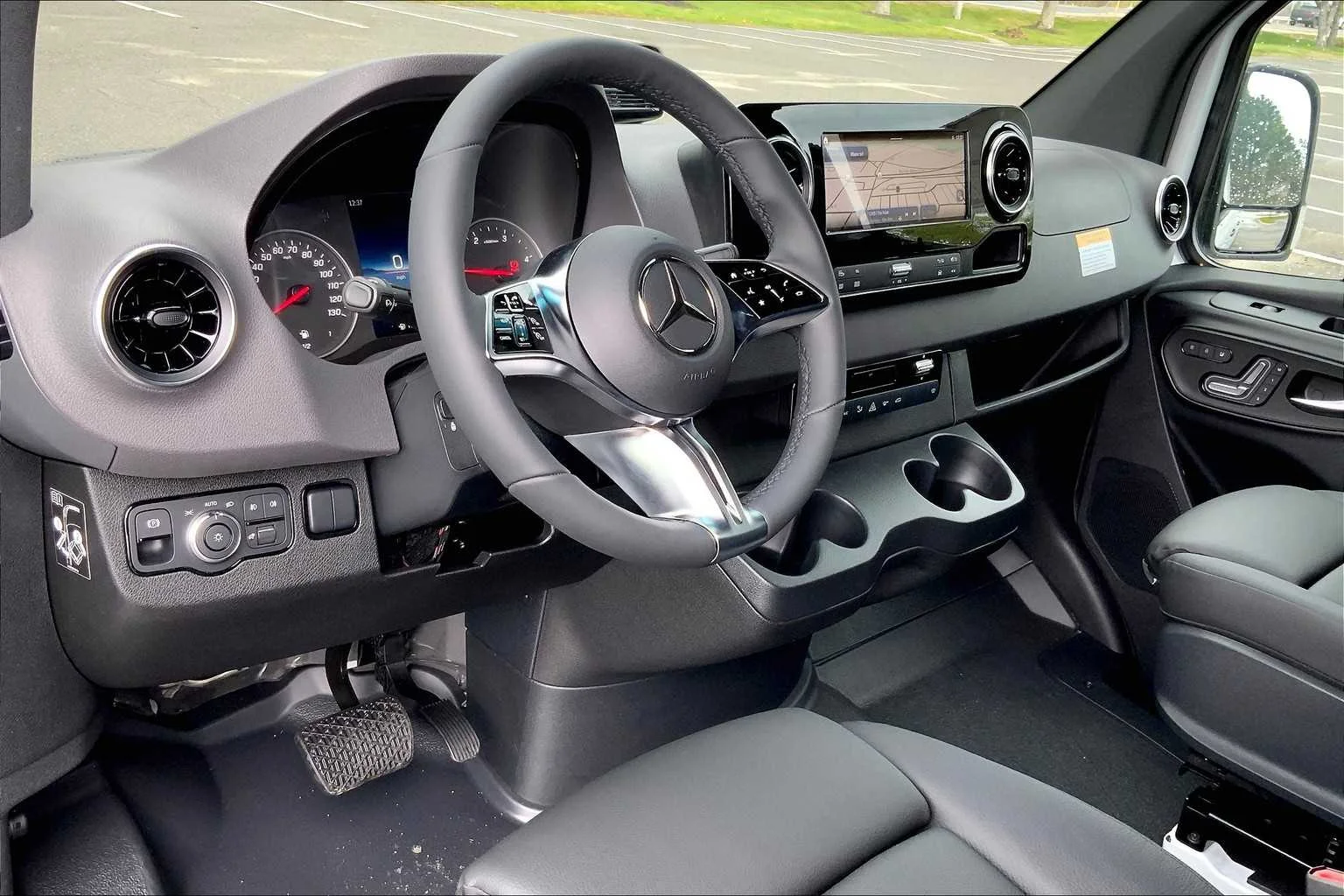 2025 Mercedes-Benz Sprinter Cargo Van Base - Photo 9