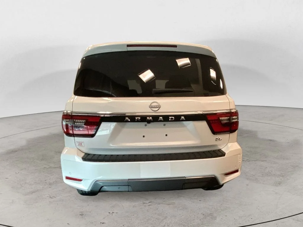 Certified Used 2024 Aspen White Tricoat Nissan SL image 5