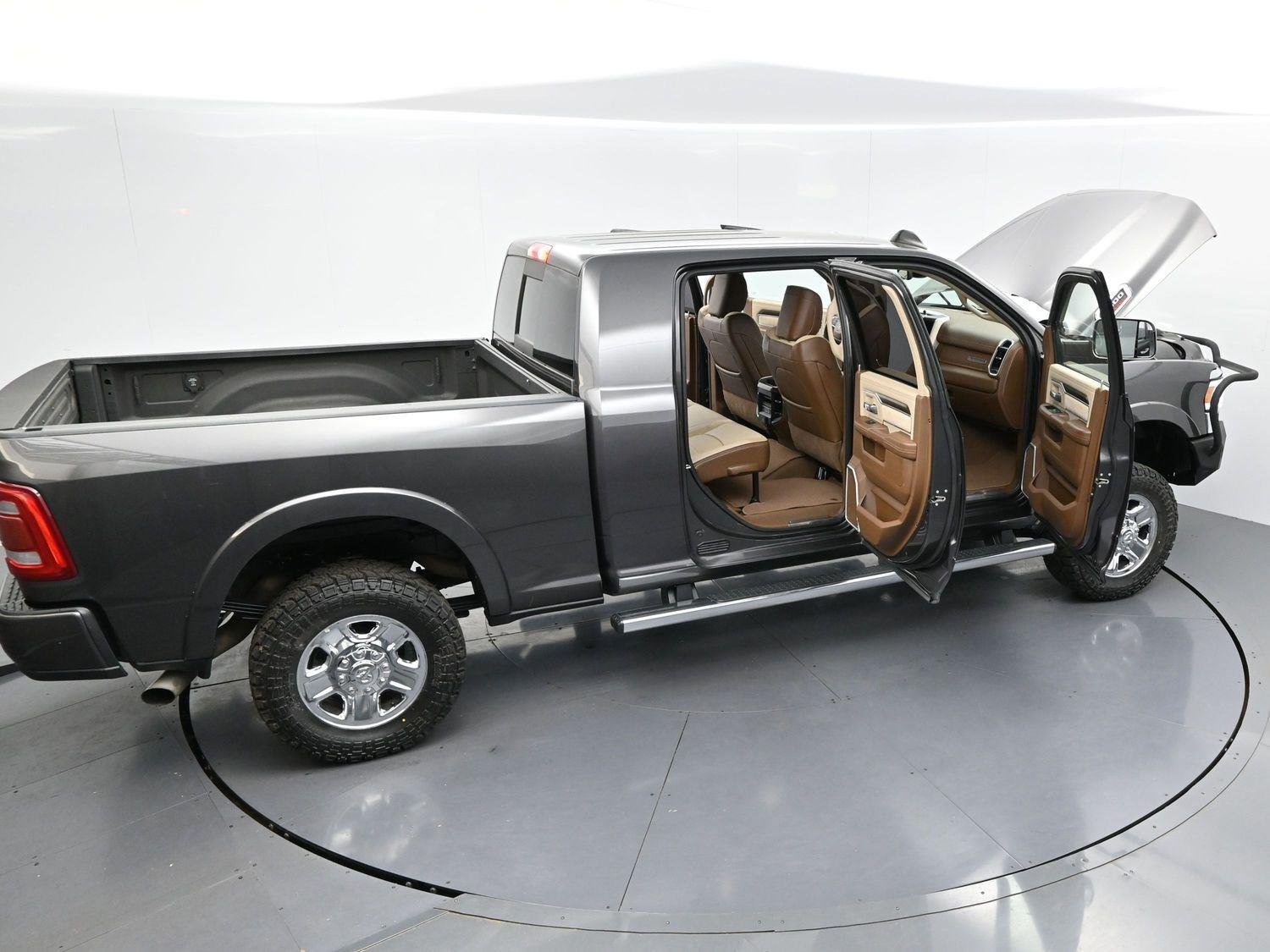 2022 RAM Ram 3500 Pickup Laramie - Photo 43
