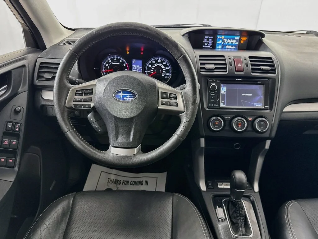 Used 2015 Silver Subaru 2.5i Touring image 28