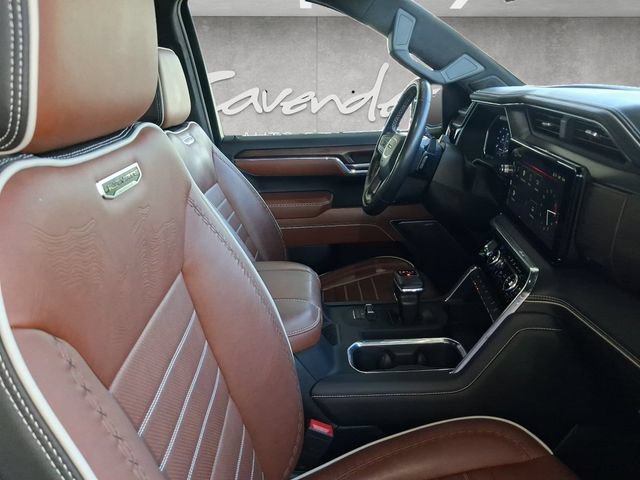 Used 2024 White Frost Tricoat GMC Denali Ultimate image 25
