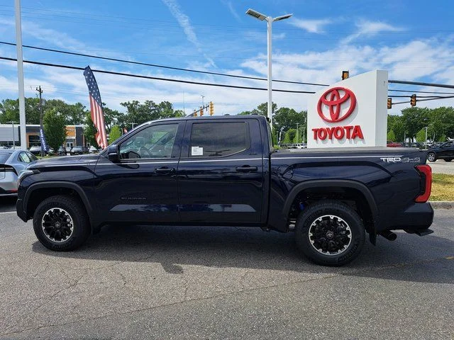 2026 Toyota Tundra SR5 - Photo 9