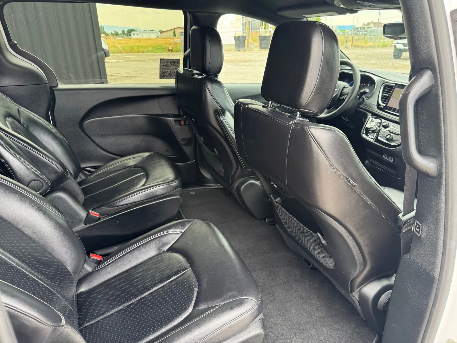 Used 2024 White Chrysler Select S Appearance image 34