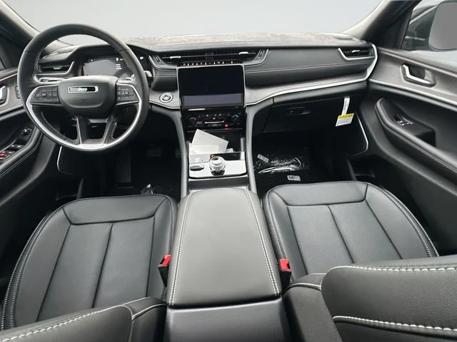 2025 Jeep Grand Cherokee L Limited - Photo 13