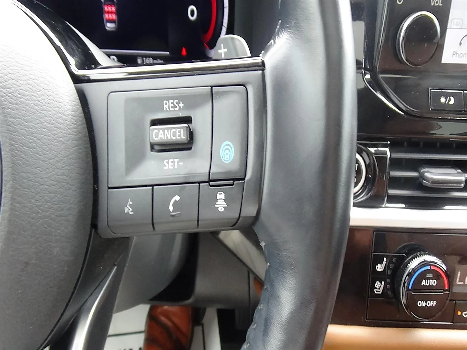 Certified Used 2023 Boulder Gray Pearl (kby) Nissan Platinum image 24