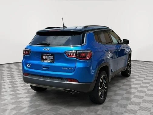 Used 2022 Blue Jeep Limited image 3