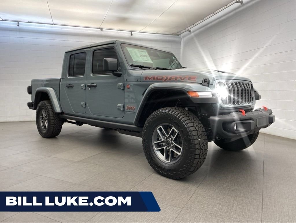 New 2026 Anvil Clear-Coat Exterior Paint Jeep Mojave X image 1