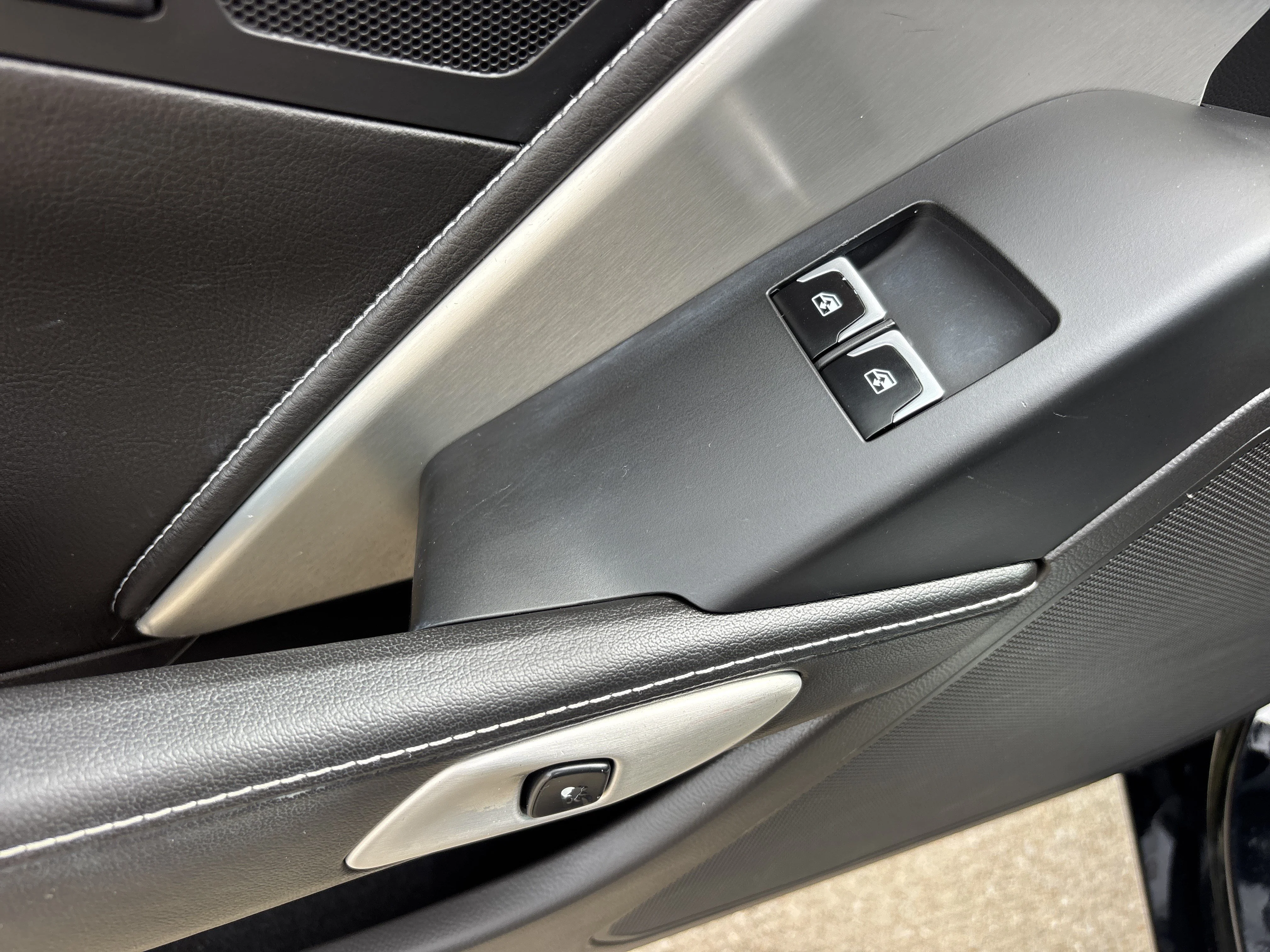 Used 2014 Black Chevrolet Z51 Coupe w/2LT image 19