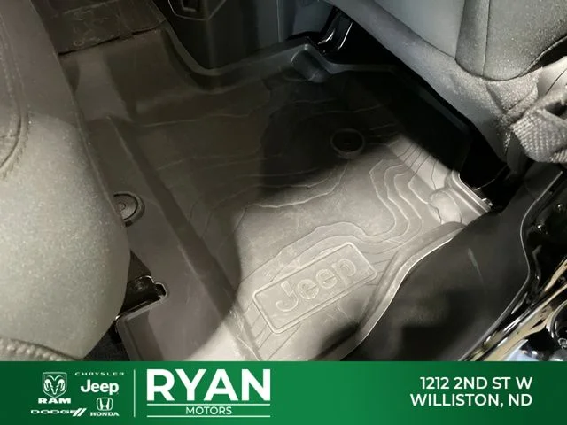 Used 2023 Black Jeep Sport image 15