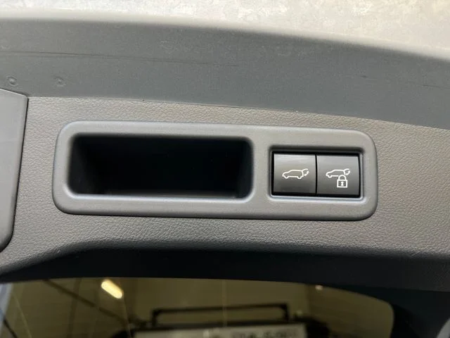 Certified Used 2025 Iridium Lexus 450h+ Luxury image 23