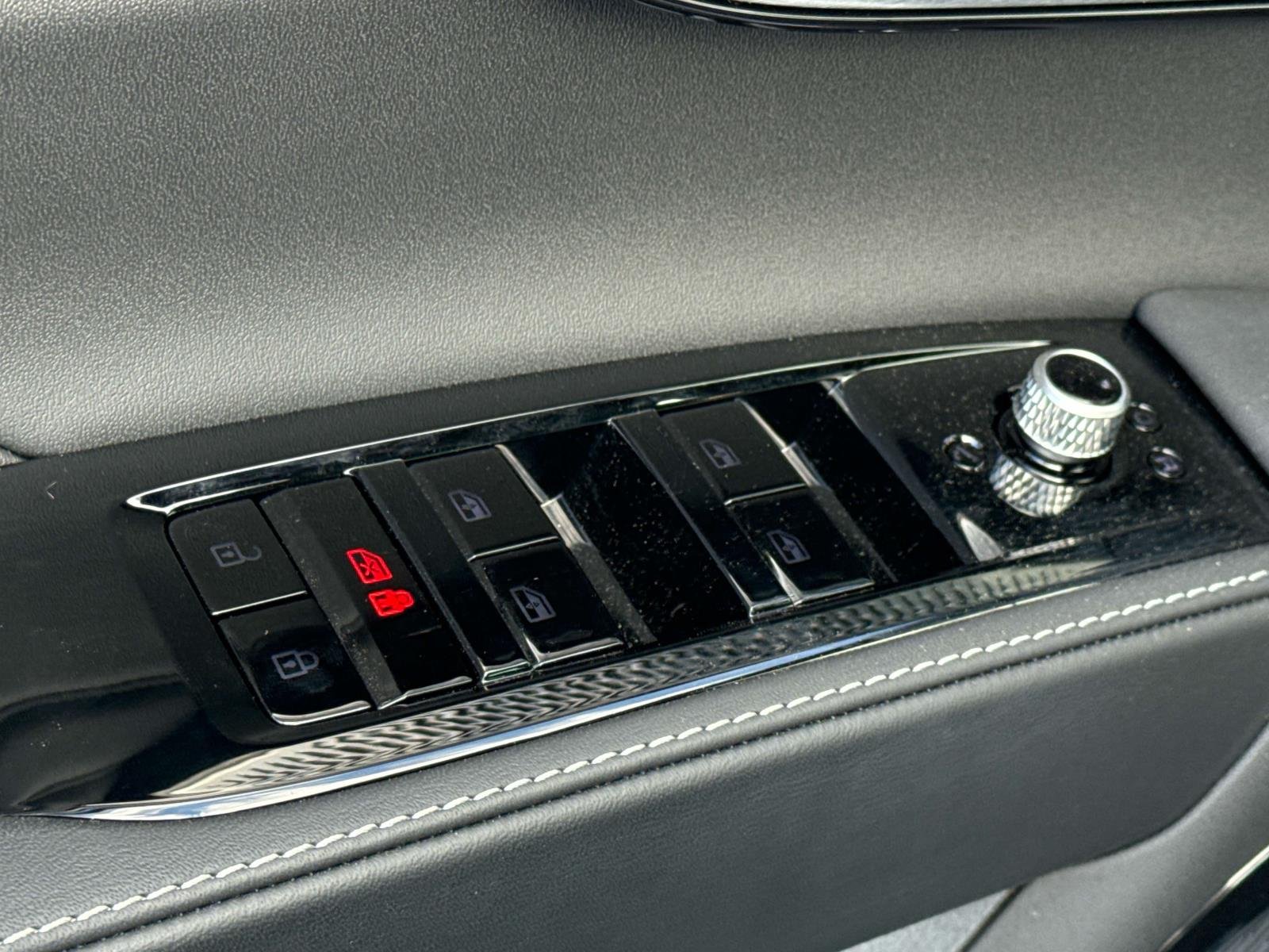 New 2025 Nero Tempesta Metallic Maserati Modena AWD image 24