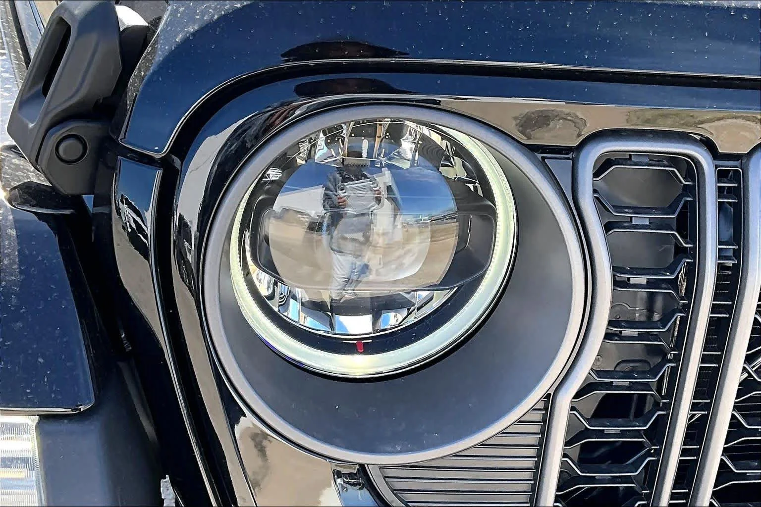 New 2026 Black Clear-Coat Exterior Paint Jeep Sport S image 13